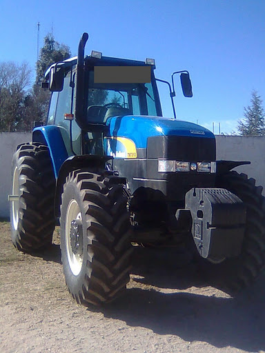 New Holland TM 7010